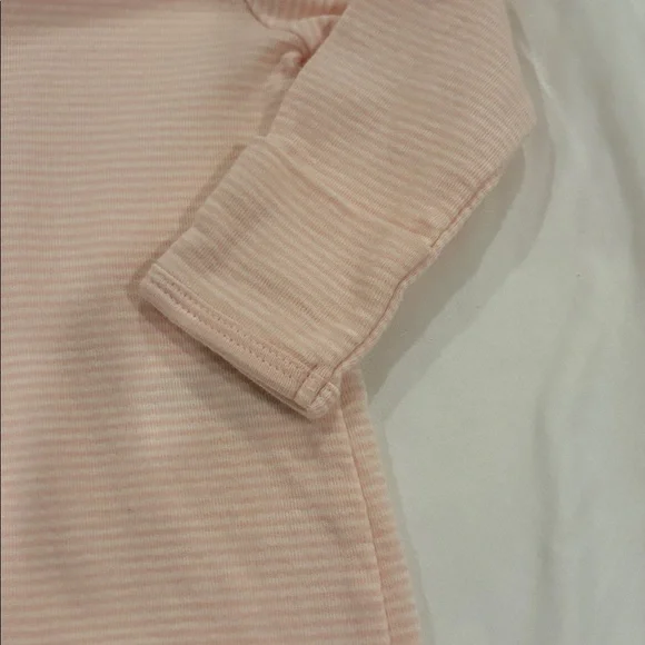 NWOT Carter's Pink and Cream Baby 2-Pack Sleeper Gowns - Newborn - Picture 8 of 9